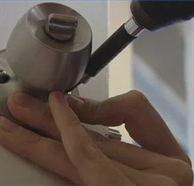 Hialeah Expert Locksmith Hialeah, FL 305-307-5669 - lock-change