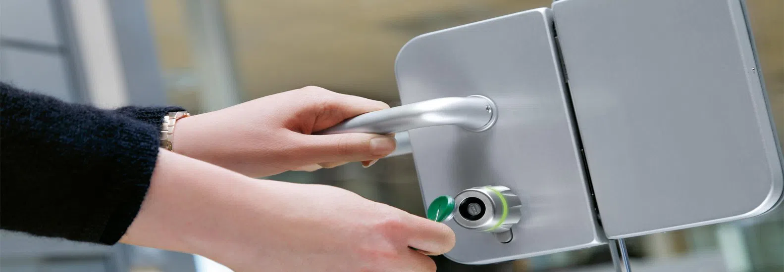 Hialeah Expert Locksmith Hialeah, FL 305-307-5669 - push-bars